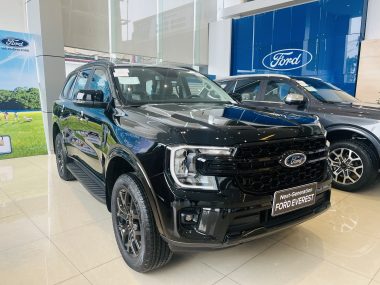 Everest Sport 4x2 trưng bày tại Ford Hải Phòng