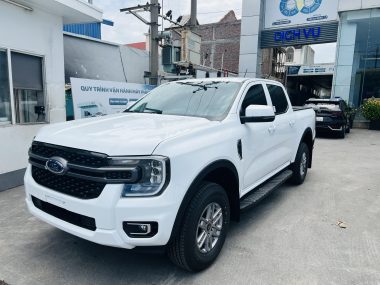 Ford Ranger XLS 4x4 2 cầu, giao xe tại Ford Hải Phòng