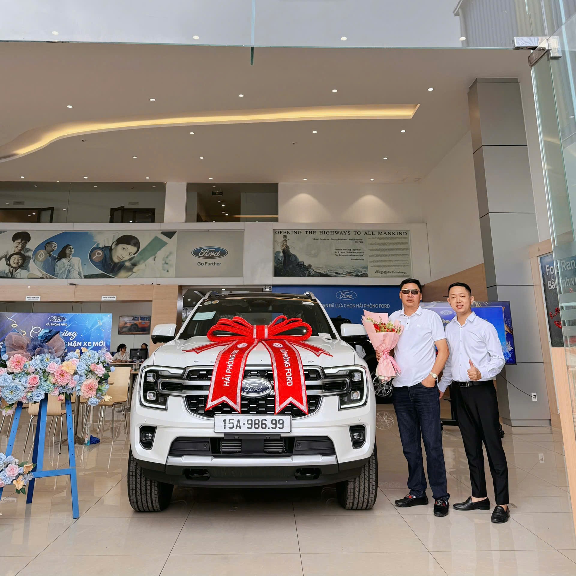 Lễ giao xe tại Ford Hải Phòng