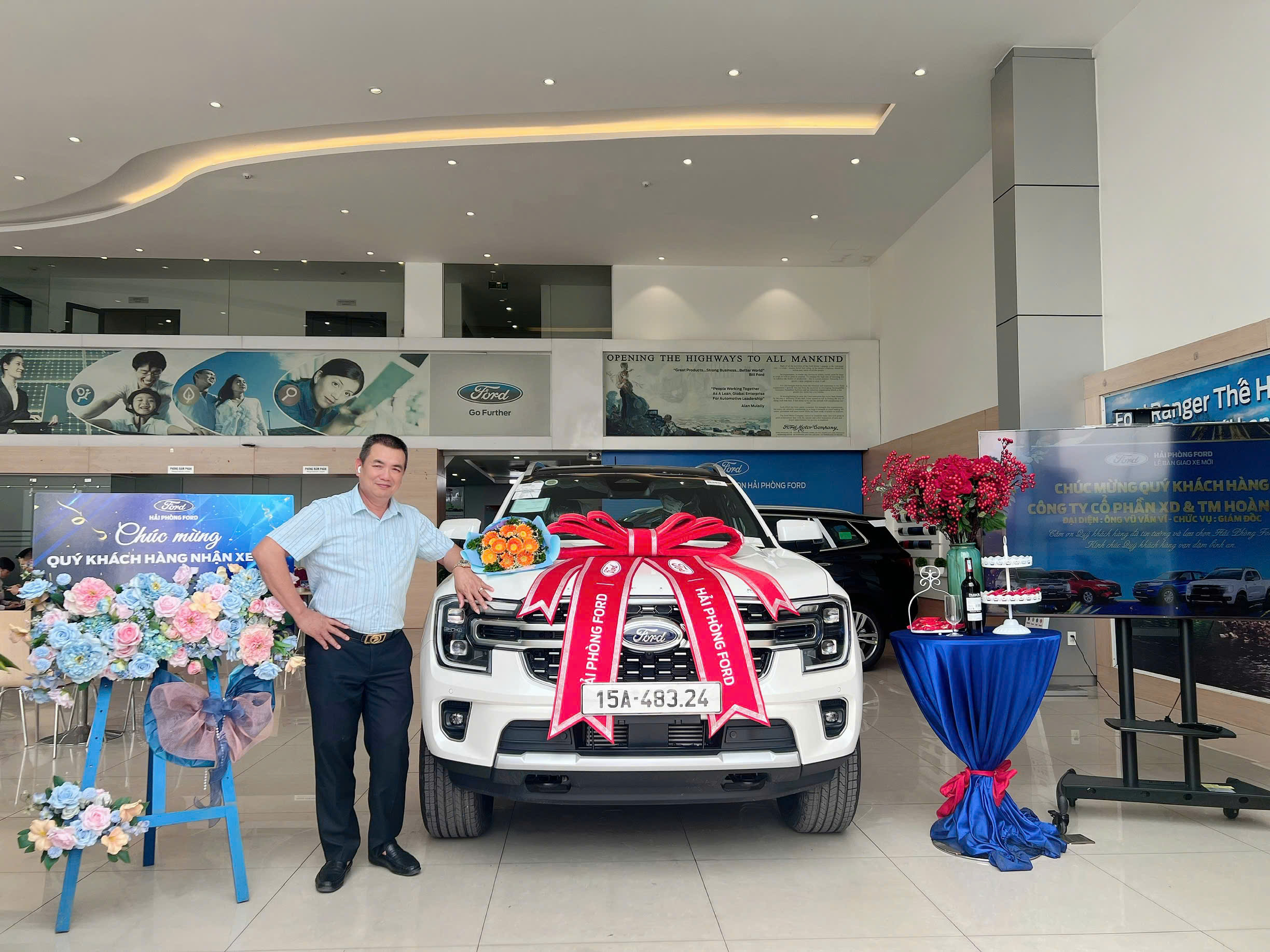 Lễ giao xe Ford tại Hải Phòng
