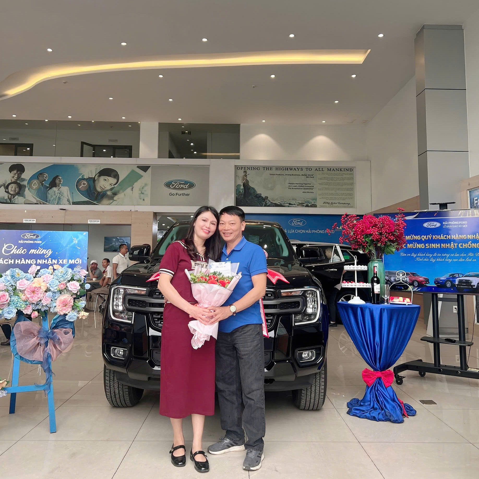 Lễ bàn giao xe mới tại Hải Phòng Ford