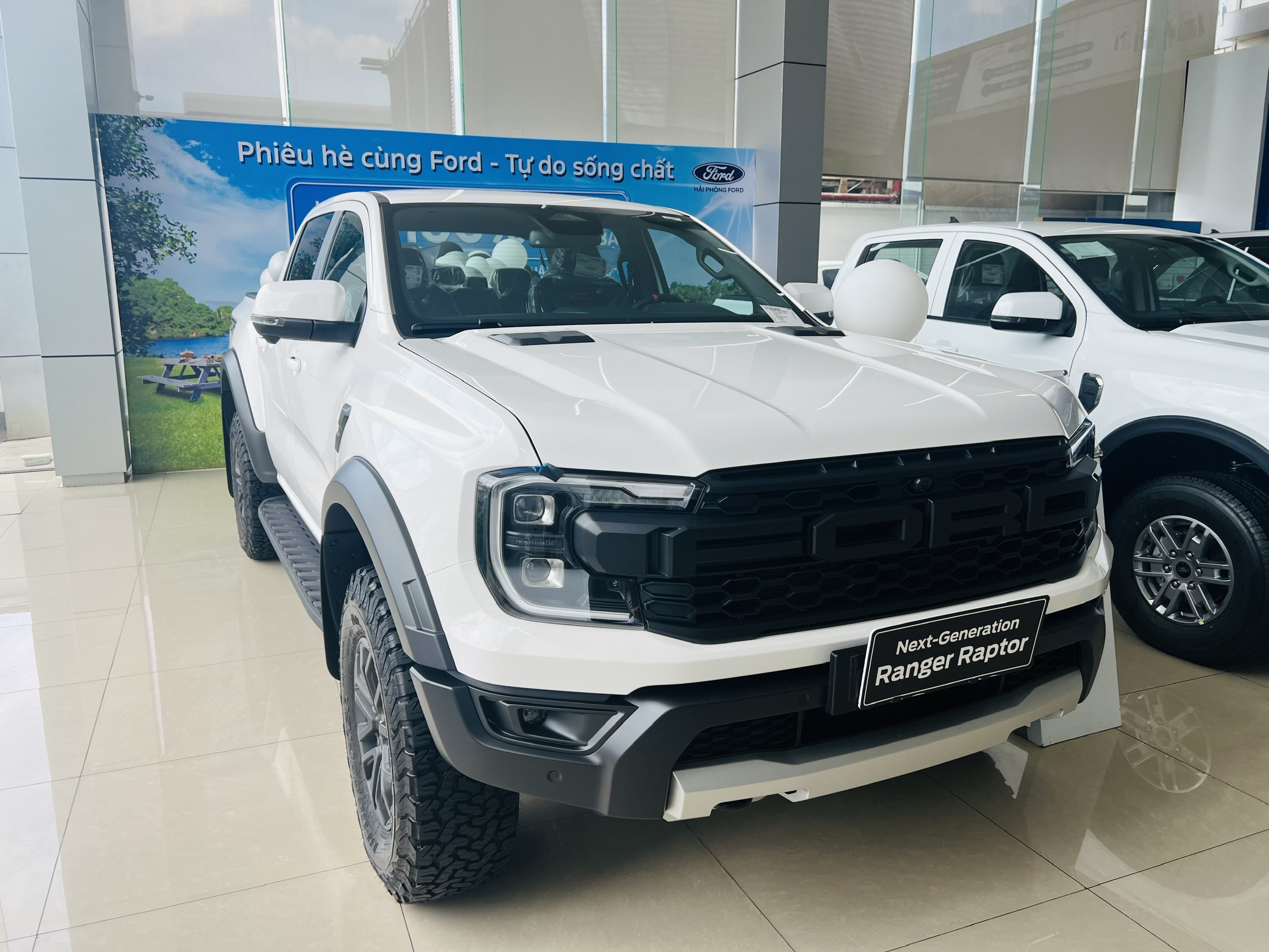 Lăn bánh xe Ford Ranger Raptor tại Hải Phòng