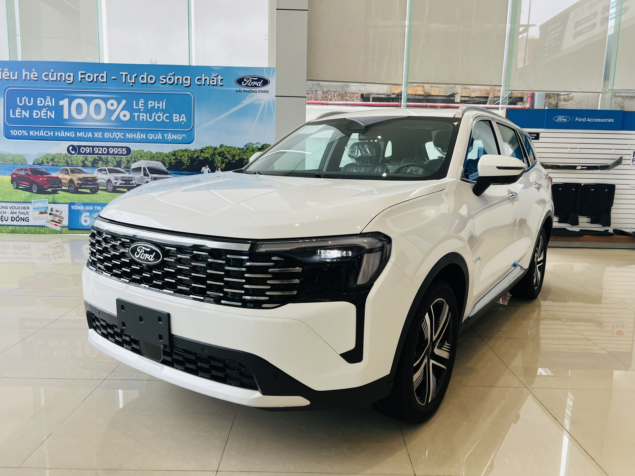 Territory X trưng bày tại showroom Ford Hải Phòng