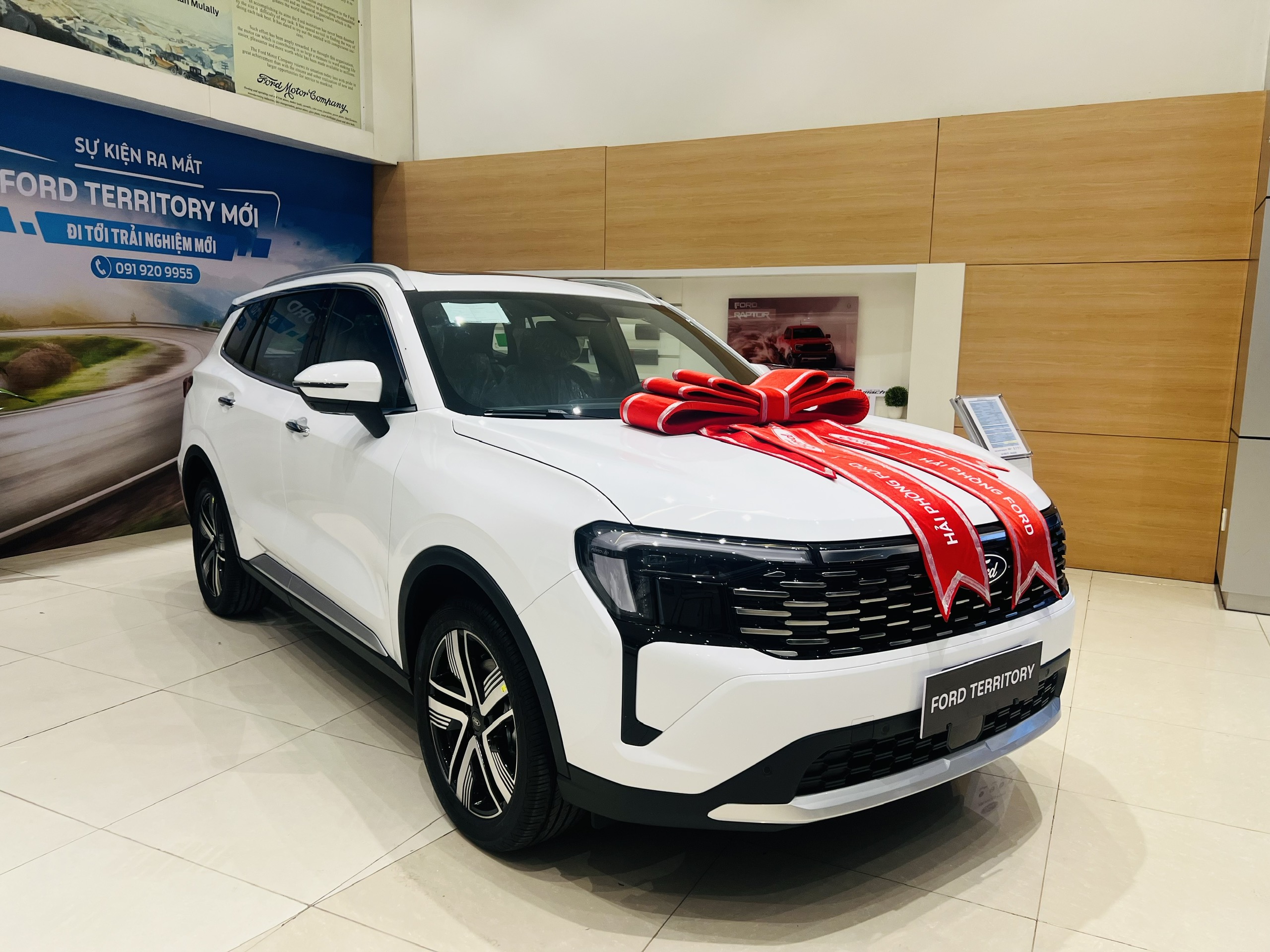 Territory X màu Trắng có sẵn, giao ngay tại showroom ô tô Ford Hải Phòng